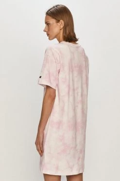 Γυναικεία Φορέματα Champion - Φόρεμα ροζ 7 Γυναικεία Φορέματα Champion - Φόρεμα ροζ -Champion Εκπτώσεις unnamed file 1969