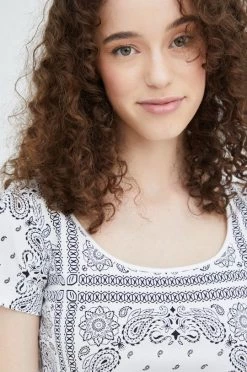 Γυναικεία Κοντομάνικο Βαμβακερό μπλουζάκι Champion άσπρο