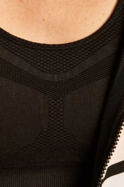 Γυναικεία Αθλητικά σουτιέν Champion - Αθλητικό σουτιέν μαύρο -Champion Εκπτώσεις unnamed file 2318