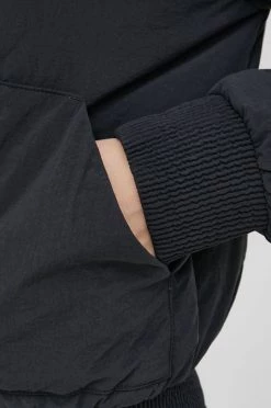 Γυναικεία Κοντά μπουφάν Μπουφάν Champion μαύρο 11 Γυναικεία Κοντά μπουφάν Μπουφάν Champion μαύρο -Champion Εκπτώσεις unnamed file 372