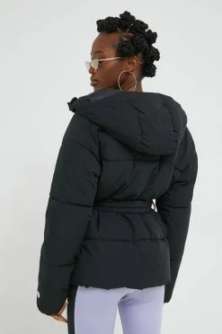 Γυναικεία Κοντά μπουφάν Μπουφάν Champion μαύρο, -Champion Εκπτώσεις unnamed file 40